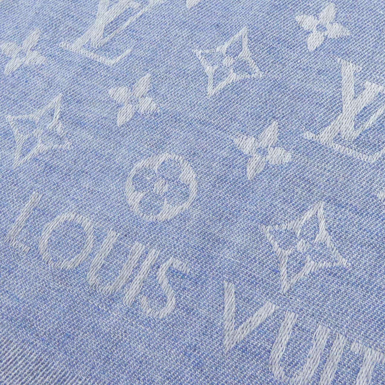 Louis Vuitton Etole Monogram Essential Stole Scarf — view 4