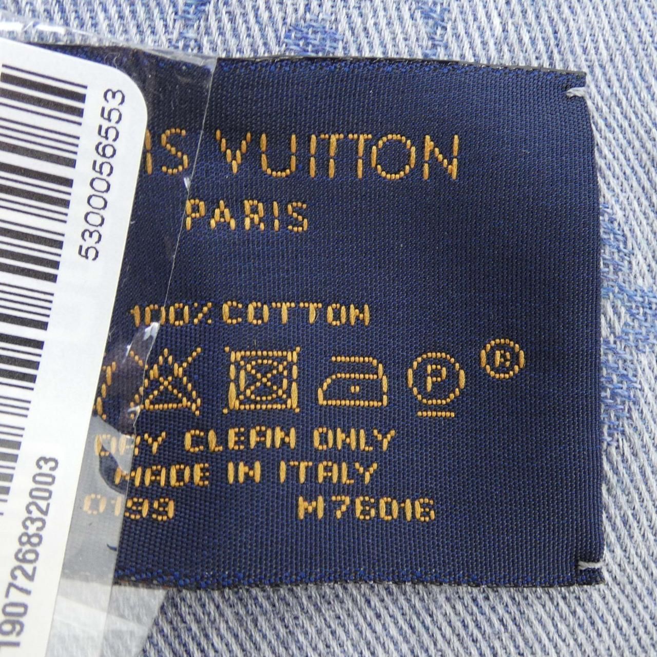 Louis Vuitton Etole Monogram Essential Stole Scarf — view 3