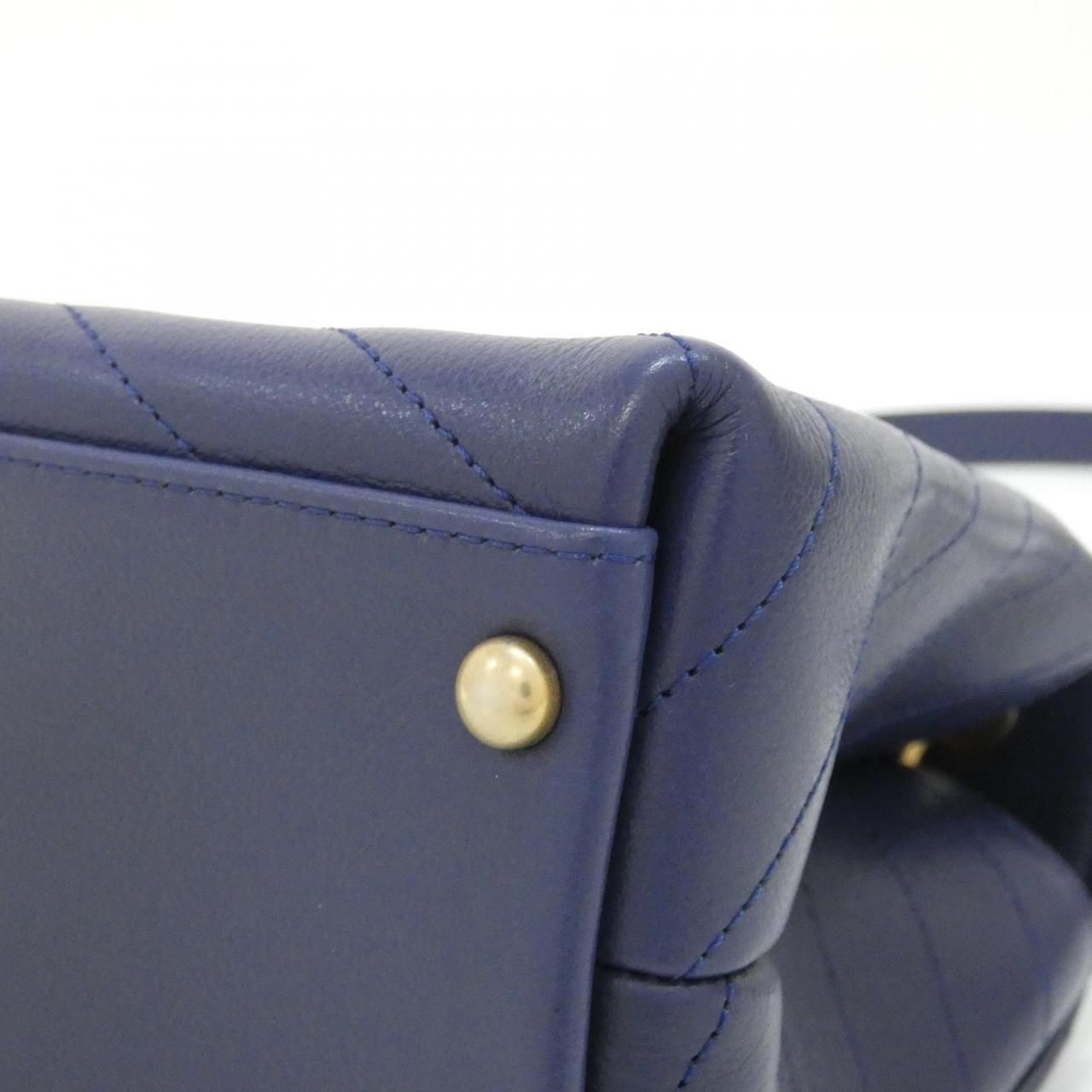 Chanel Bag Handbag Blue — view 3