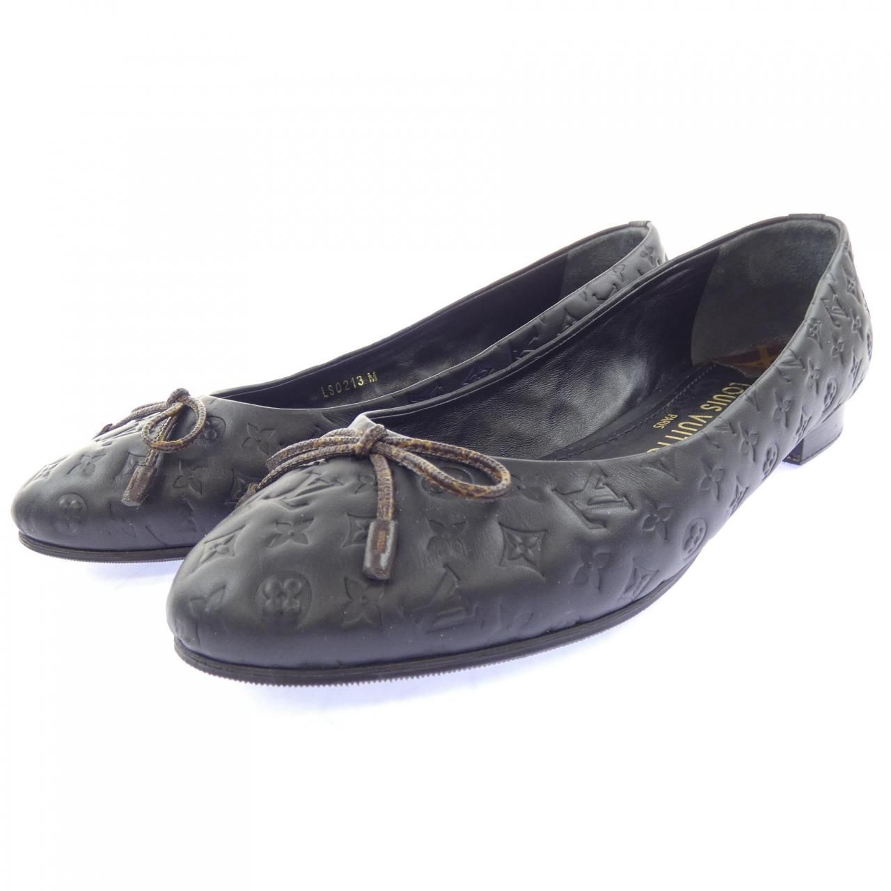 Louis Vuitton Nina Line Flat Shoes — view 3