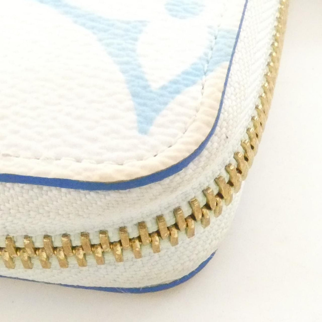 Louis Vuitton Monogram Flower Tile Wallet — view 5