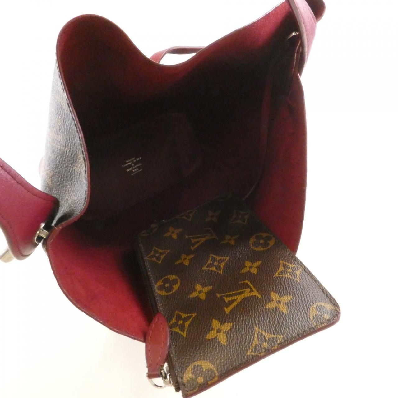 Louis Vuitton Monogram Idol GM Shoulder — view 9
