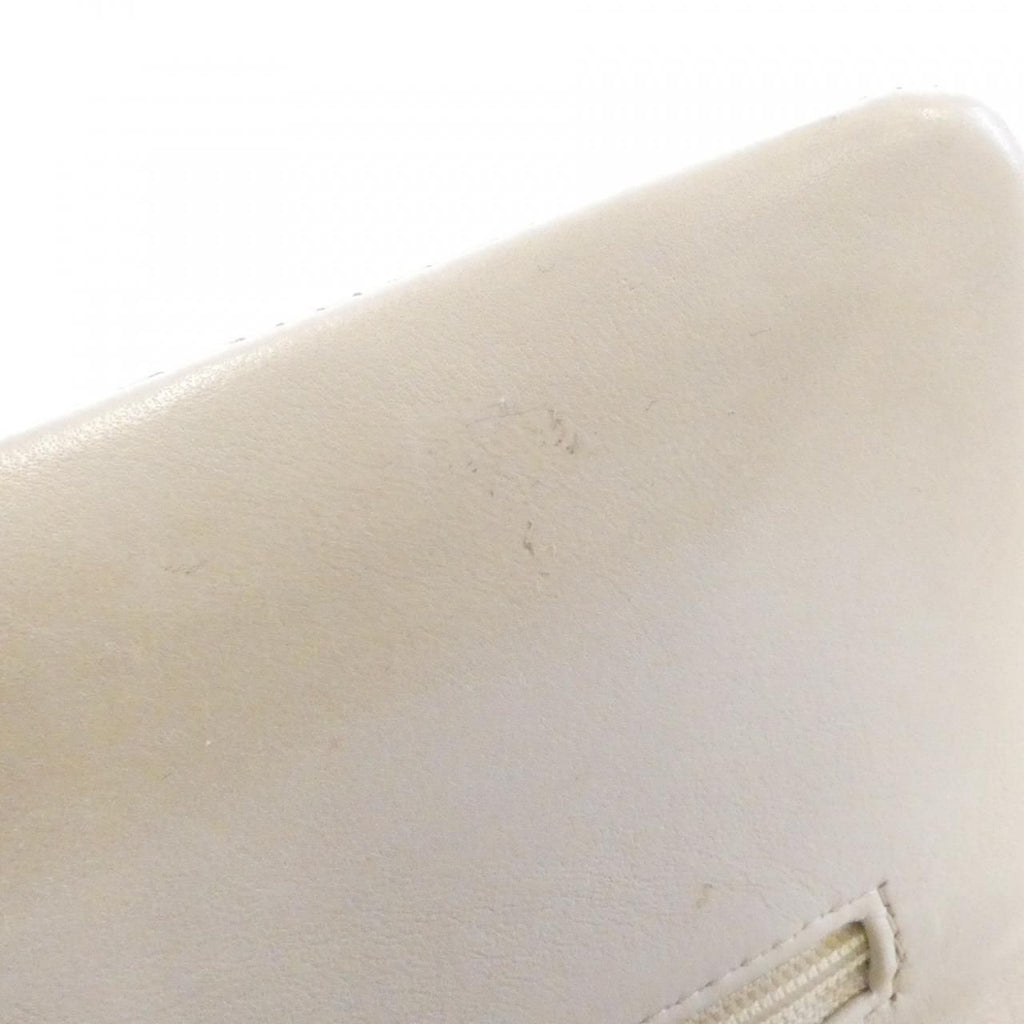 Chanel Shoulder Bag Ivory — view 9