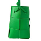 Bottega Veneta Shoulder Bag Maxi Intrecciatocrossbody Green Drawstring Leather — view 4