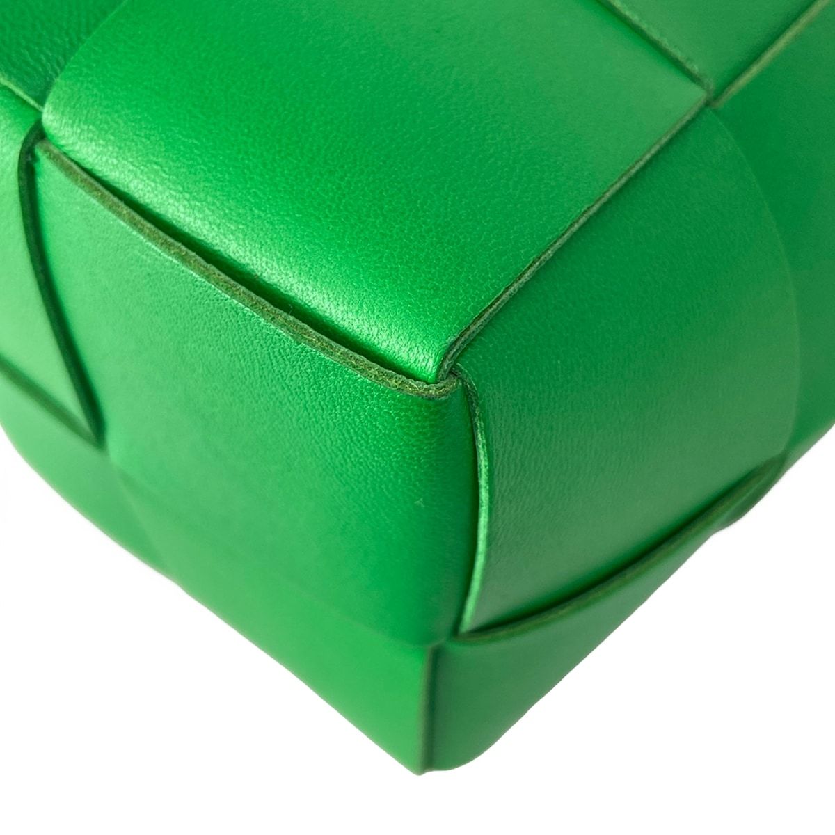 Bottega Veneta Shoulder Bag Maxi Intrecciatocrossbody Green Drawstring Leather — view 6