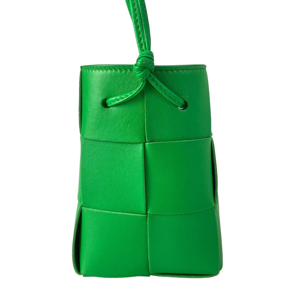 Bottega Veneta Shoulder Bag Maxi Intrecciatocrossbody Green Drawstring Leather — view 2