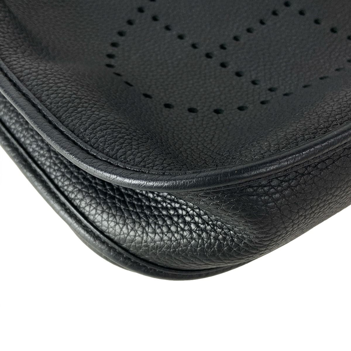 Hermes Shoulder Bag Evelyne 3 III PM Black Silver — view 7