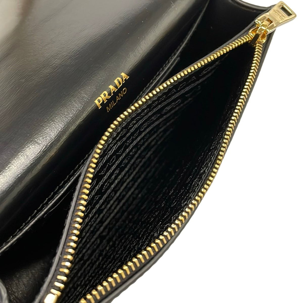 Prada Wallet Black Chain Leather — view 4