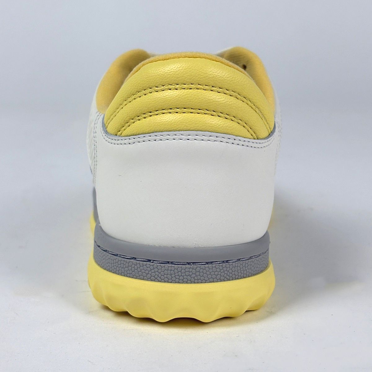 Gucci Interlocking Sneakers Low Cut Shoes Leather Yellow — view 3