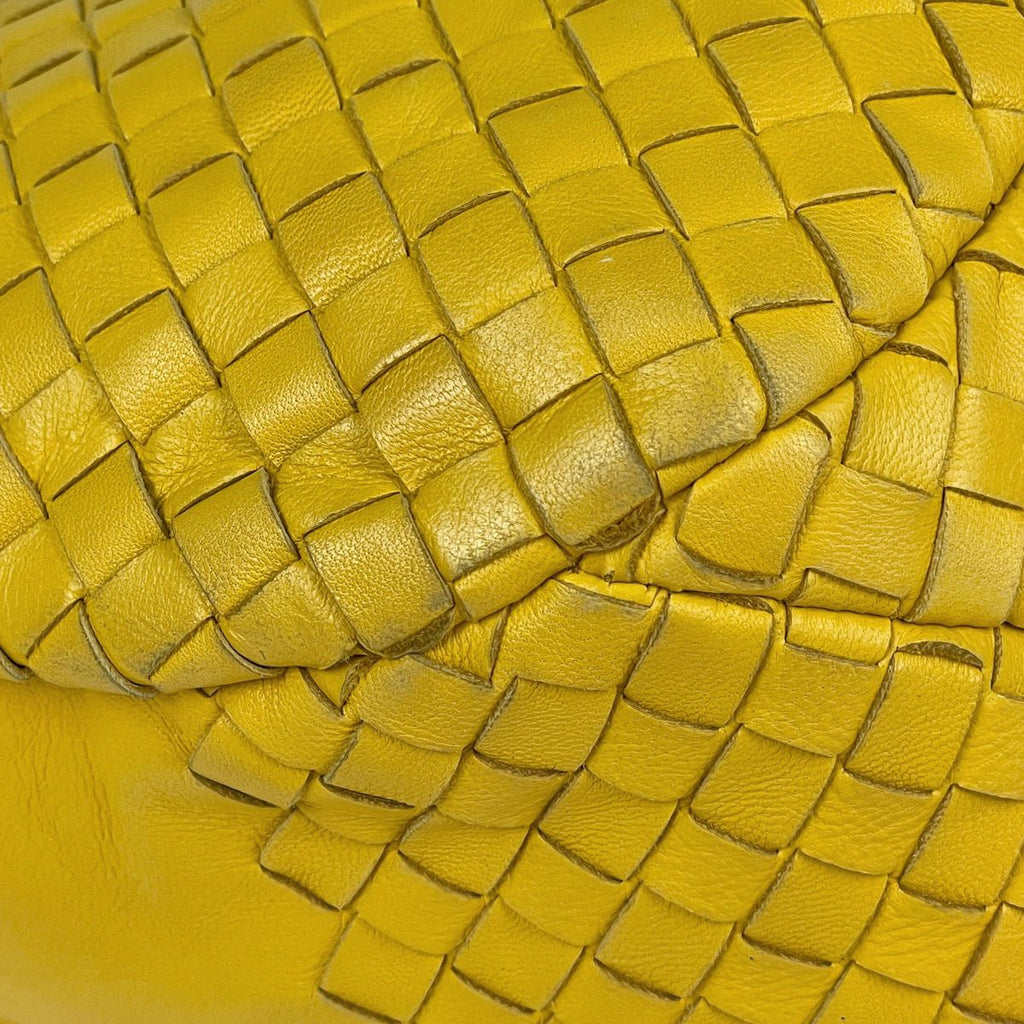 Bottega Veneta Intrecciato Handbag Leather Yellow — view 3