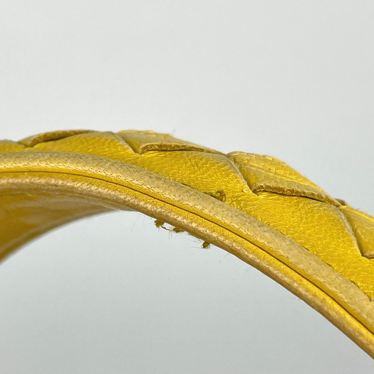 Bottega Veneta Intrecciato Handbag Leather Yellow — view 8