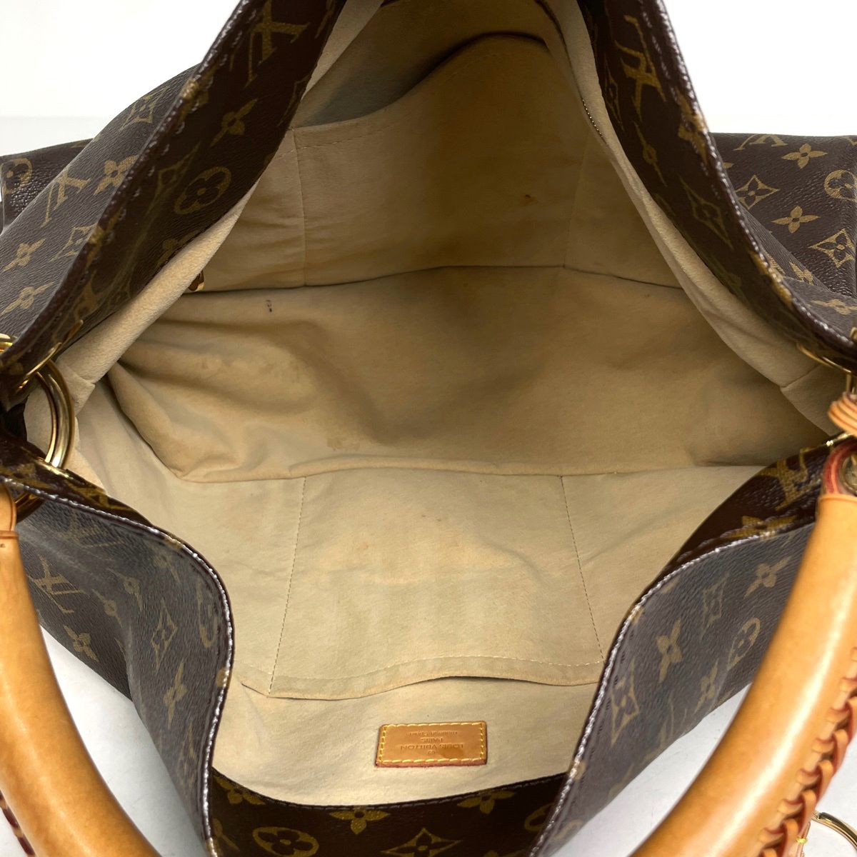 Louis Vuitton Artsy Shoulder Bag Monogram Brown — view 8