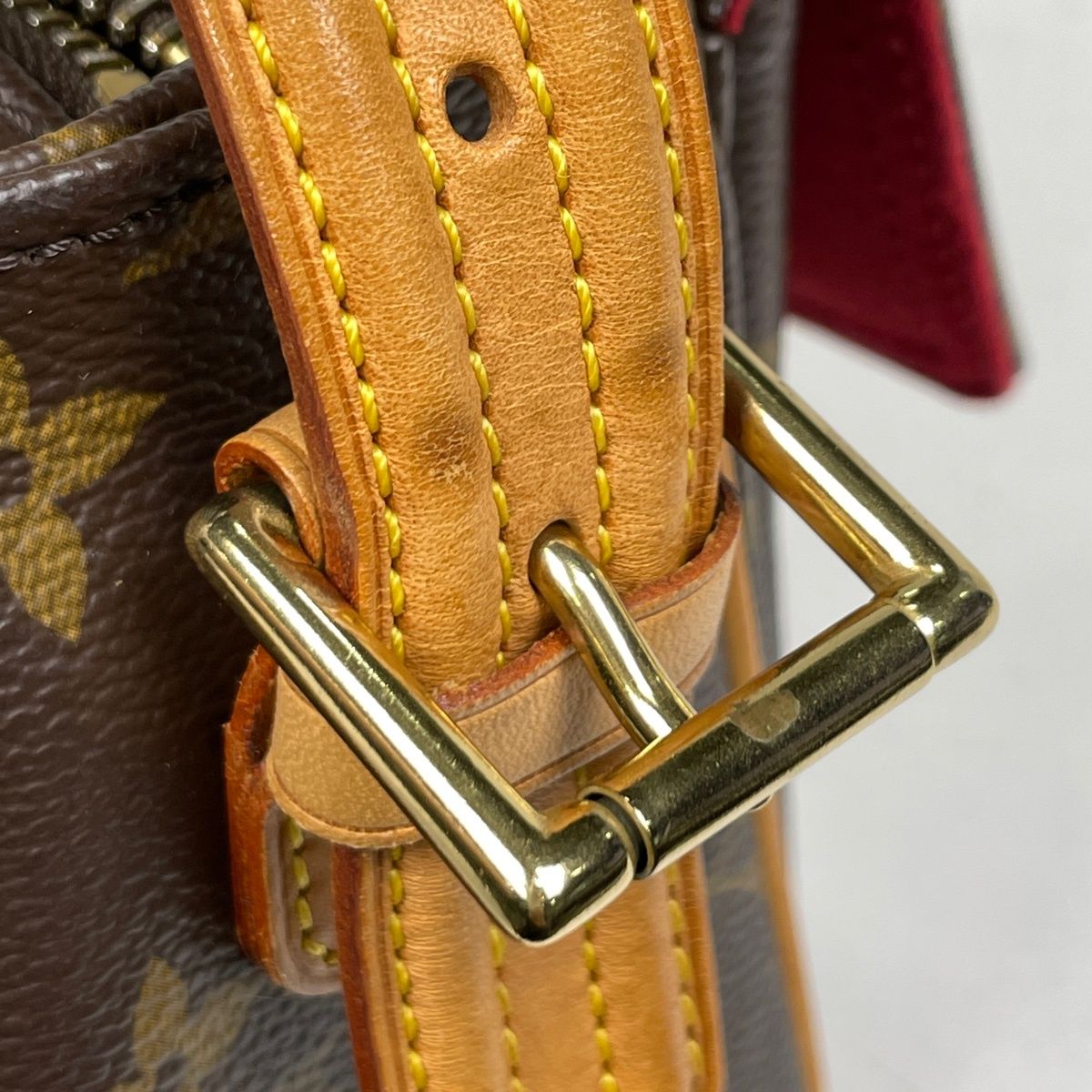 Louis Vuitton Viva-Cite Shoulder Bag Monogram Brown — view 4