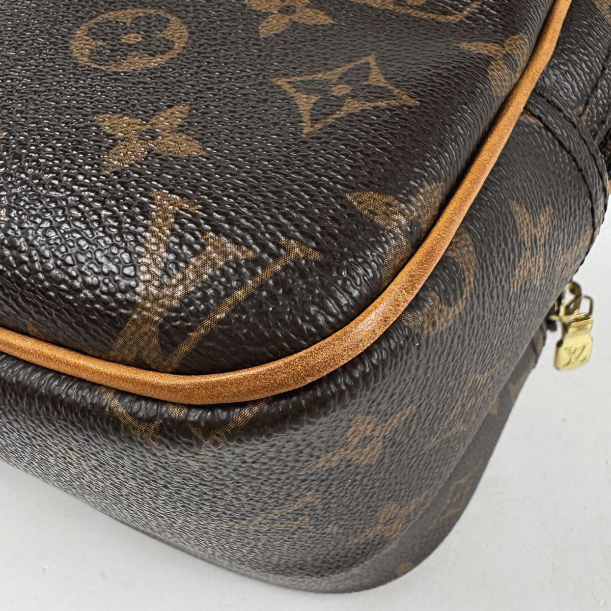 Louis Vuitton Reporter PM Crossbody Shoulder Bag Monogram Brown — view 3