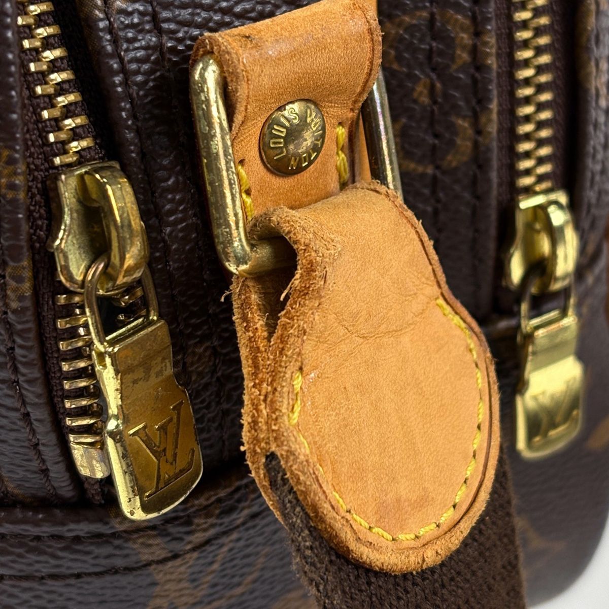 Louis Vuitton Reporter PM Crossbody Shoulder Bag Monogram Brown — view 4