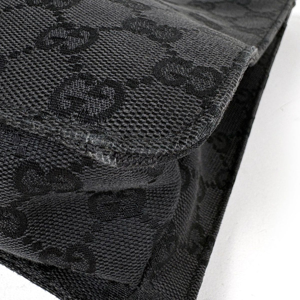 Gucci GG Pattern Shoulder Bag Canvas Black — view 3