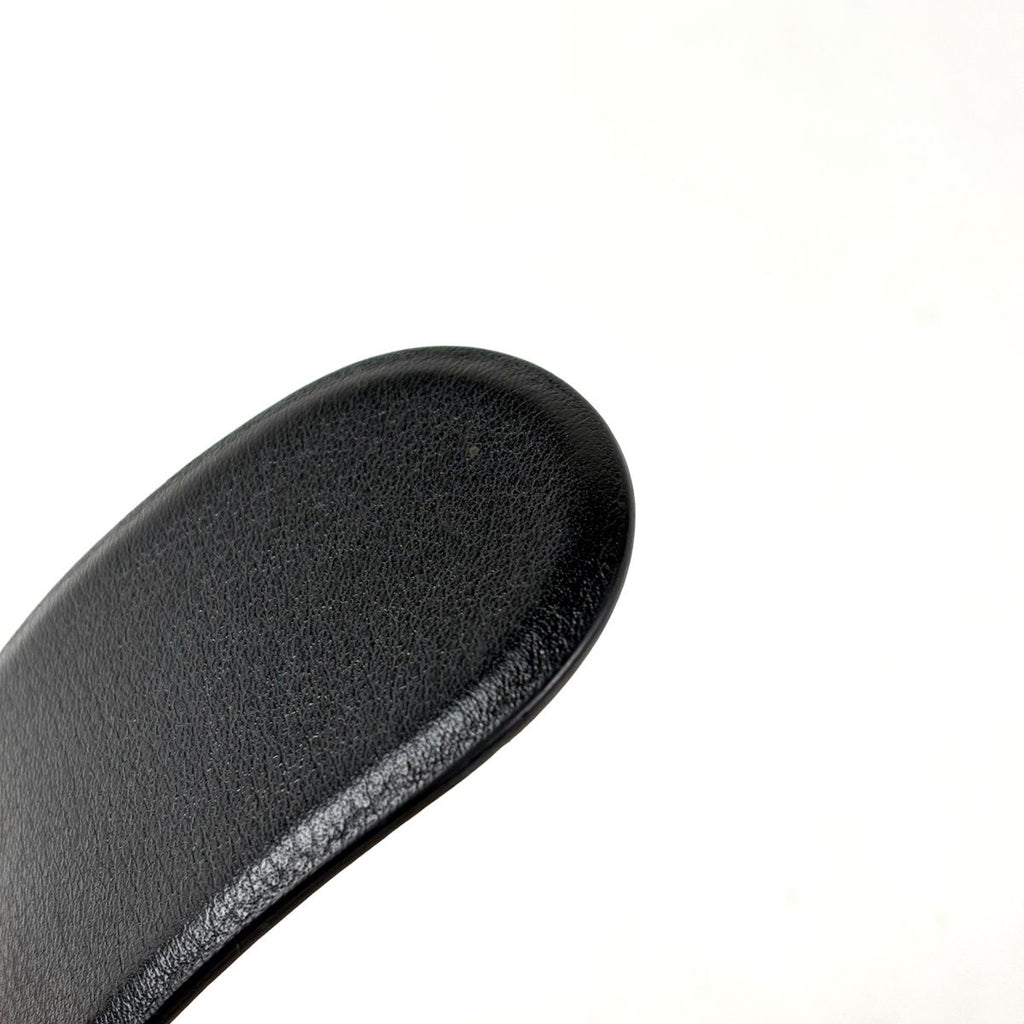 Chanel CC Logo Belt 00 Leather Black — view 4