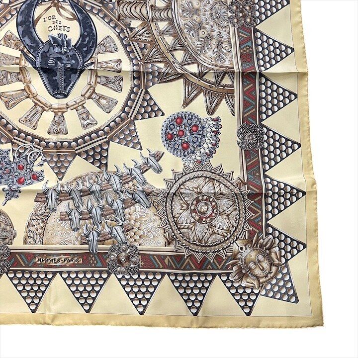 Hermes Carre 90 All Over Pattern Scarf Silk Yellow — view 6