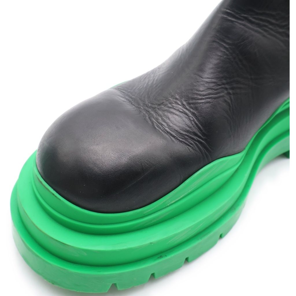 Bottega Veneta Tire Ankle Chelsea Boots Black Green — view 6