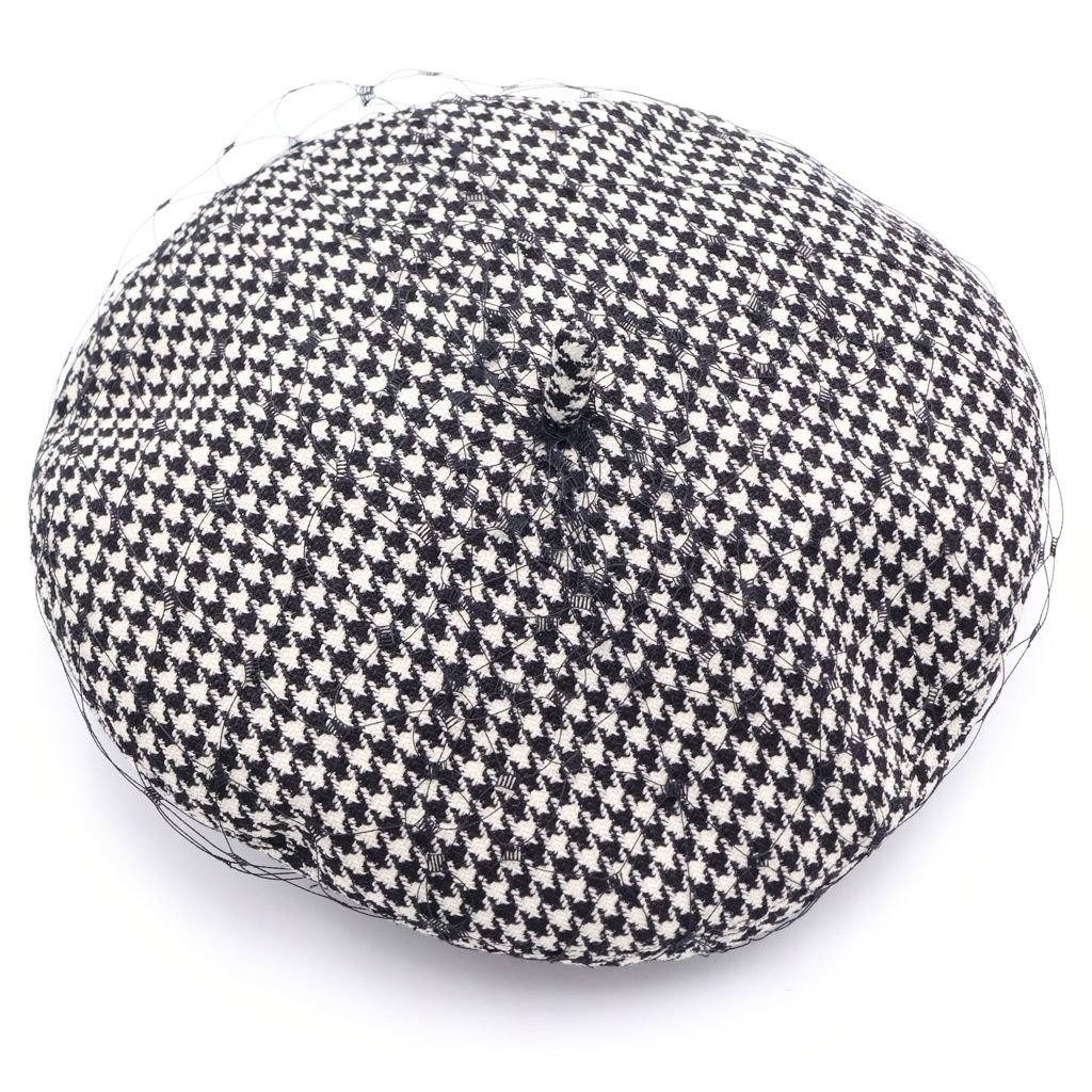 Dior Check Houndstooth Pattern Lace Layered Beret Hat Black White — view 6