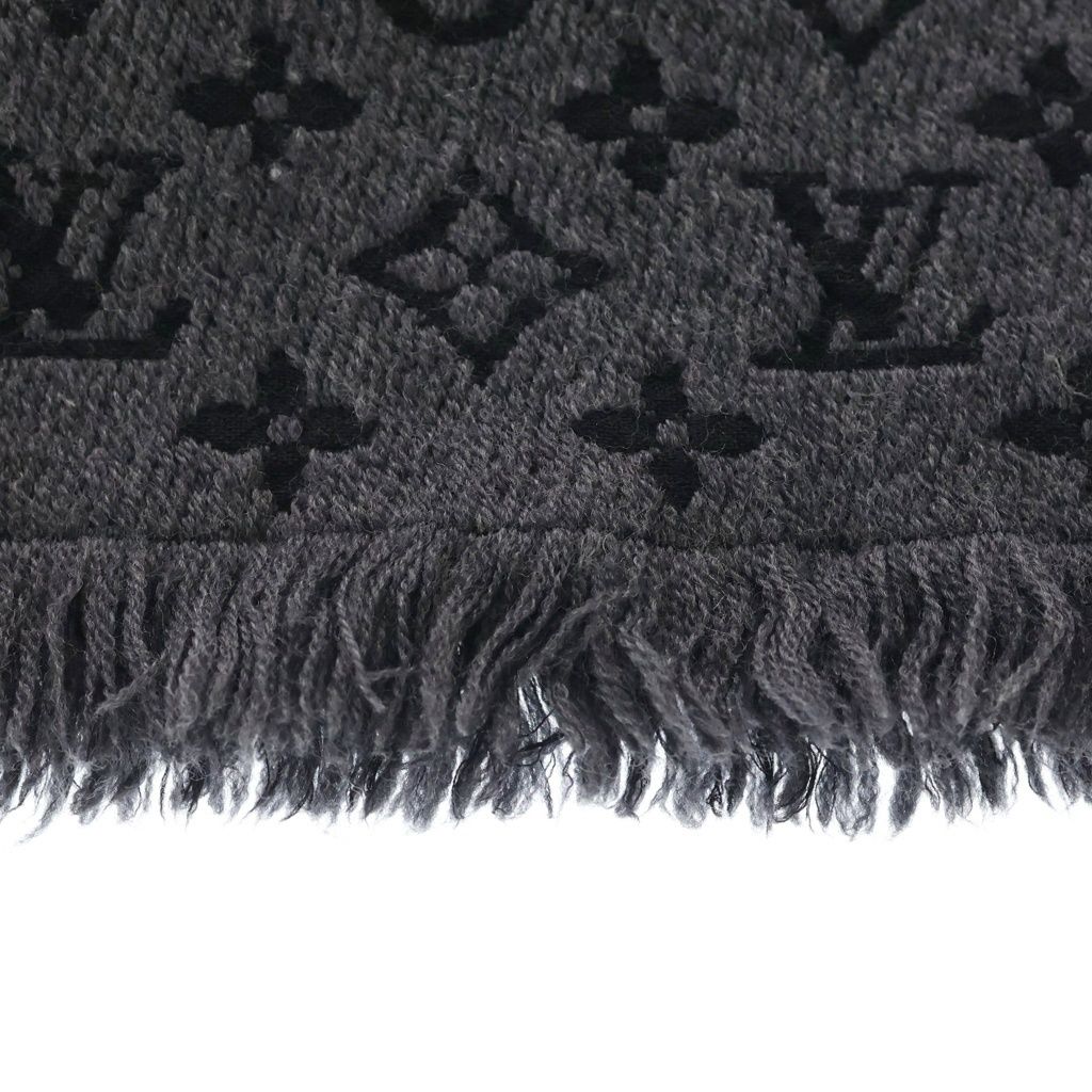 Louis Vuitton Echarpe Monogram Classic Anthracite Scarf Shawl Black — view 3