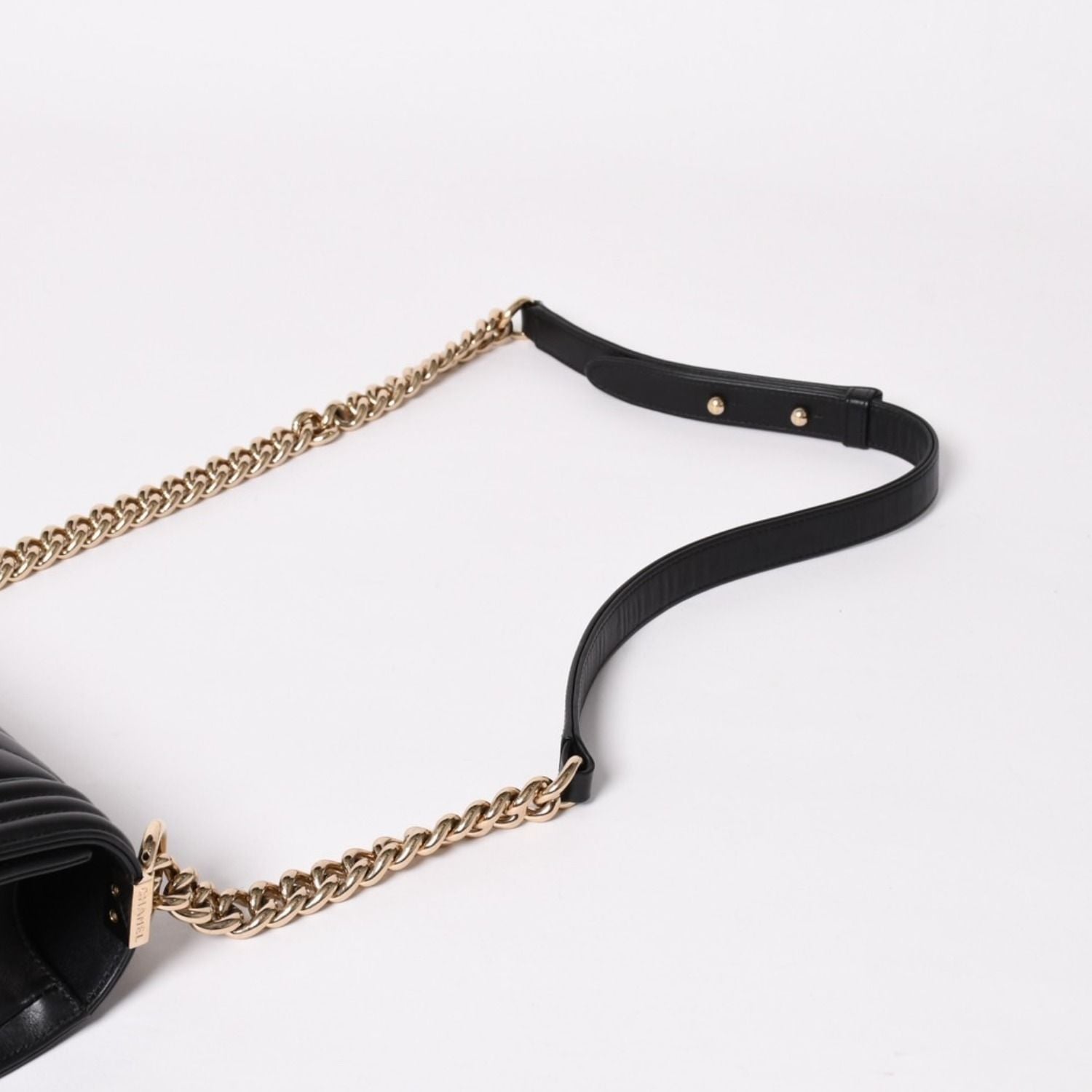 Chanel Boy Chain Shoulder Bag V-shaped Stitch Chevron CC Logo Lambskin Black — view 8