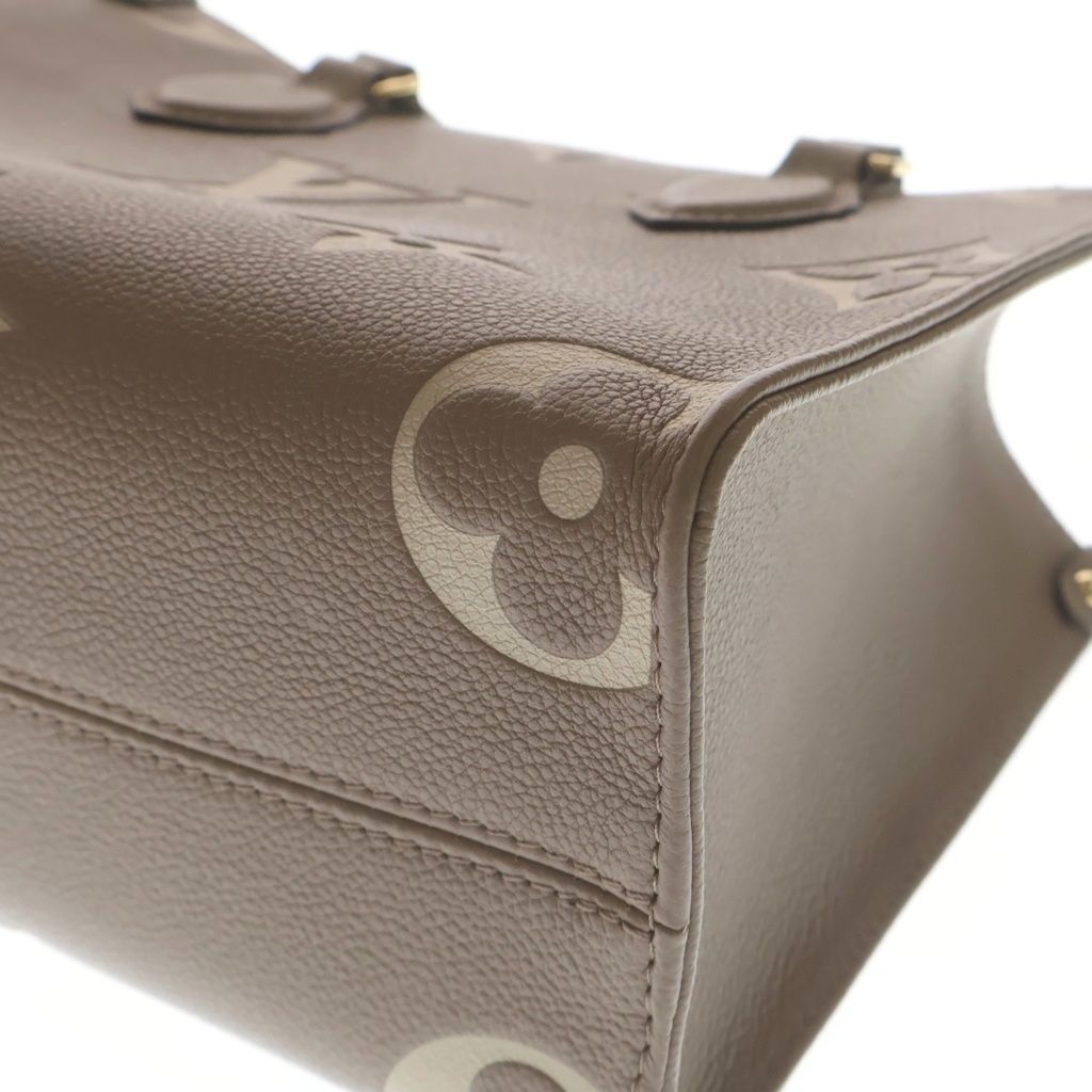 Louis Vuitton Monogram Empreinte On The Go PM Shoulder Bag Bicolor Tourtelle — view 5
