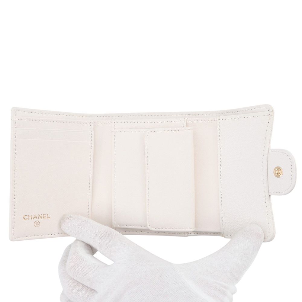 Chanel Trifold Wallet Quilted CC Logo Classic Small Flap Caviar Leather White — view 4