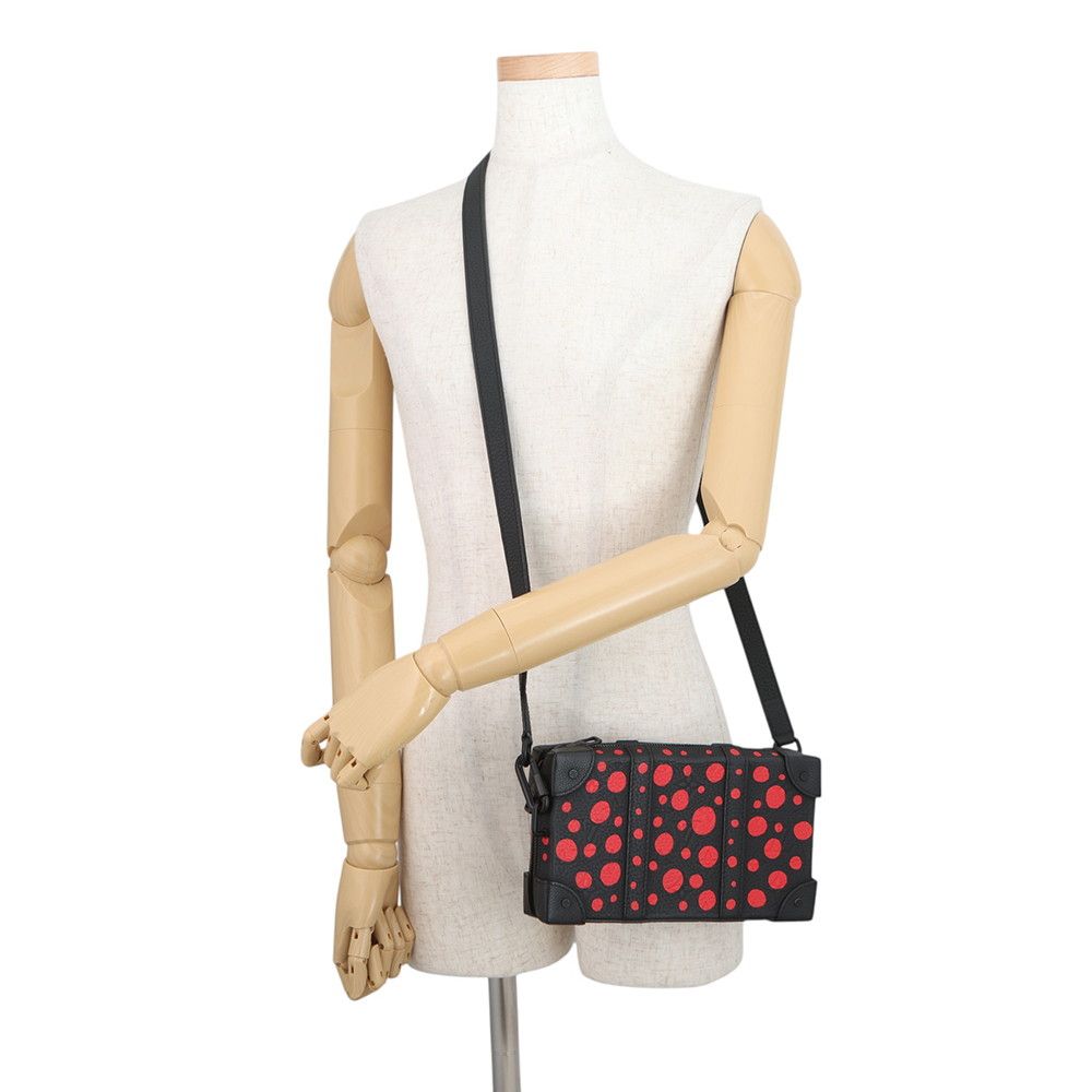 Louis Vuitton Shoulder Bag Monogram Taurillon Infinity Dot LV YK Yayoi Kusama — view 4