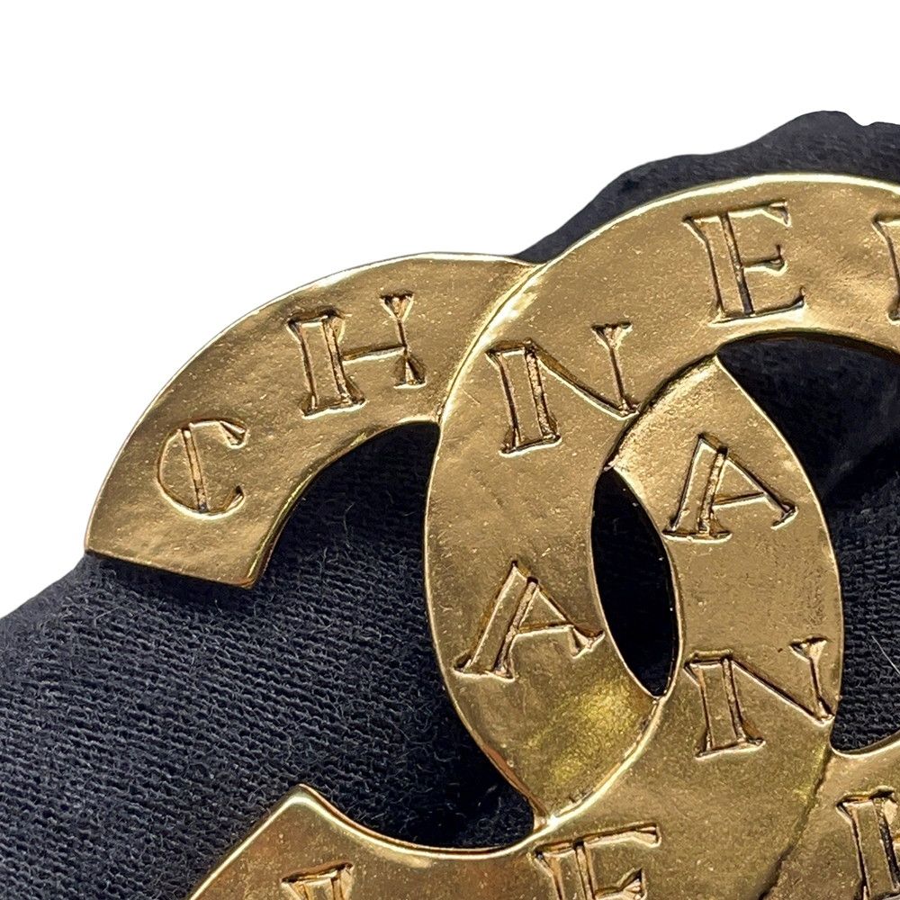 Chanel Brooch CC Logo 99 a — view 5