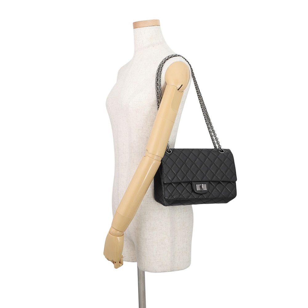 Chanel Chain Shoulder Bag Quilted 2.55 Aged Calf Leather Black — view 4