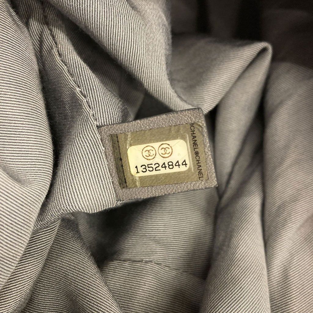Chanel Jumbo CC Logo Quilted Silver Tote Nylon — view 7