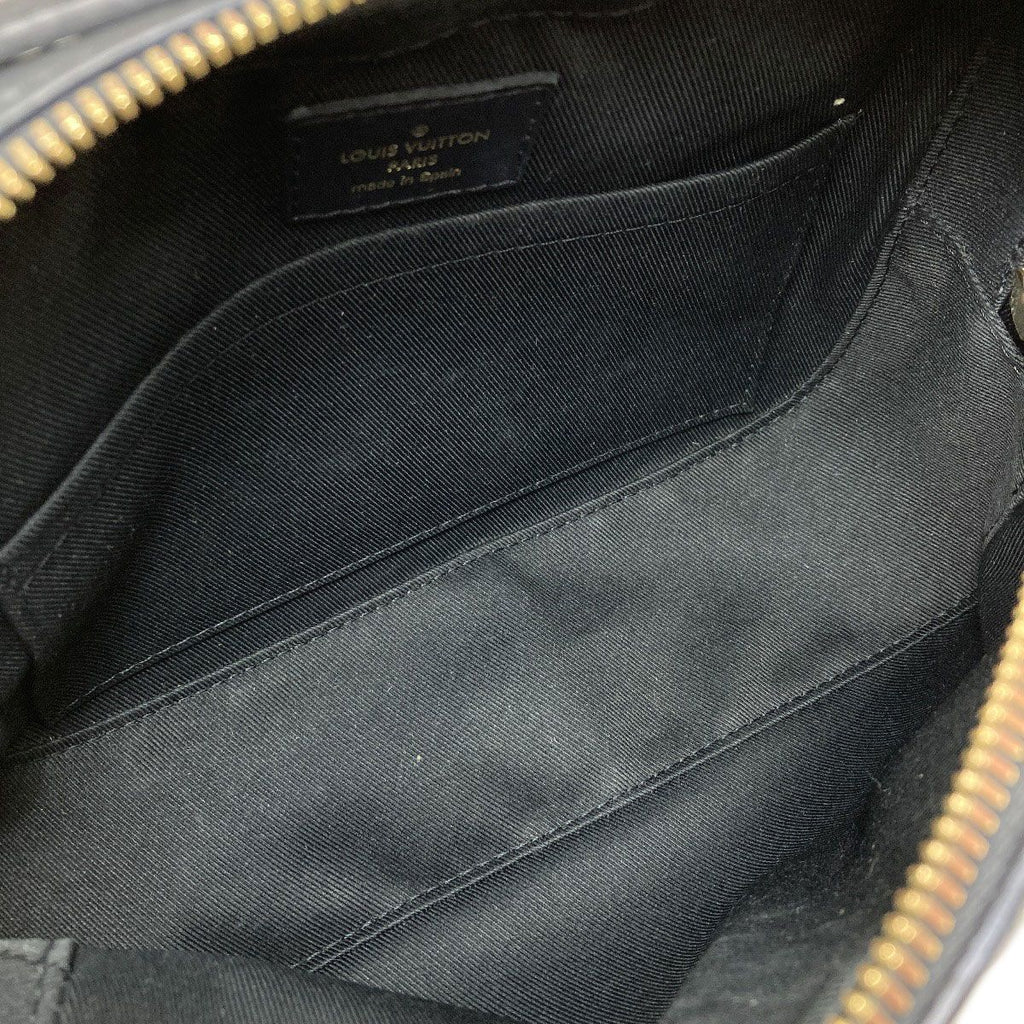 Louis Vuitton Saintonge Shoulder Bag Monogram Canvas — view 5