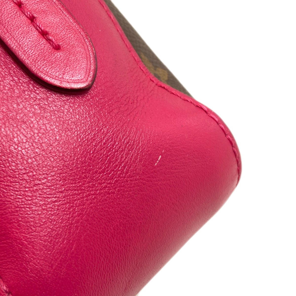 Louis Vuitton Saintonge Shoulder Bag Monogram Canvas — view 9