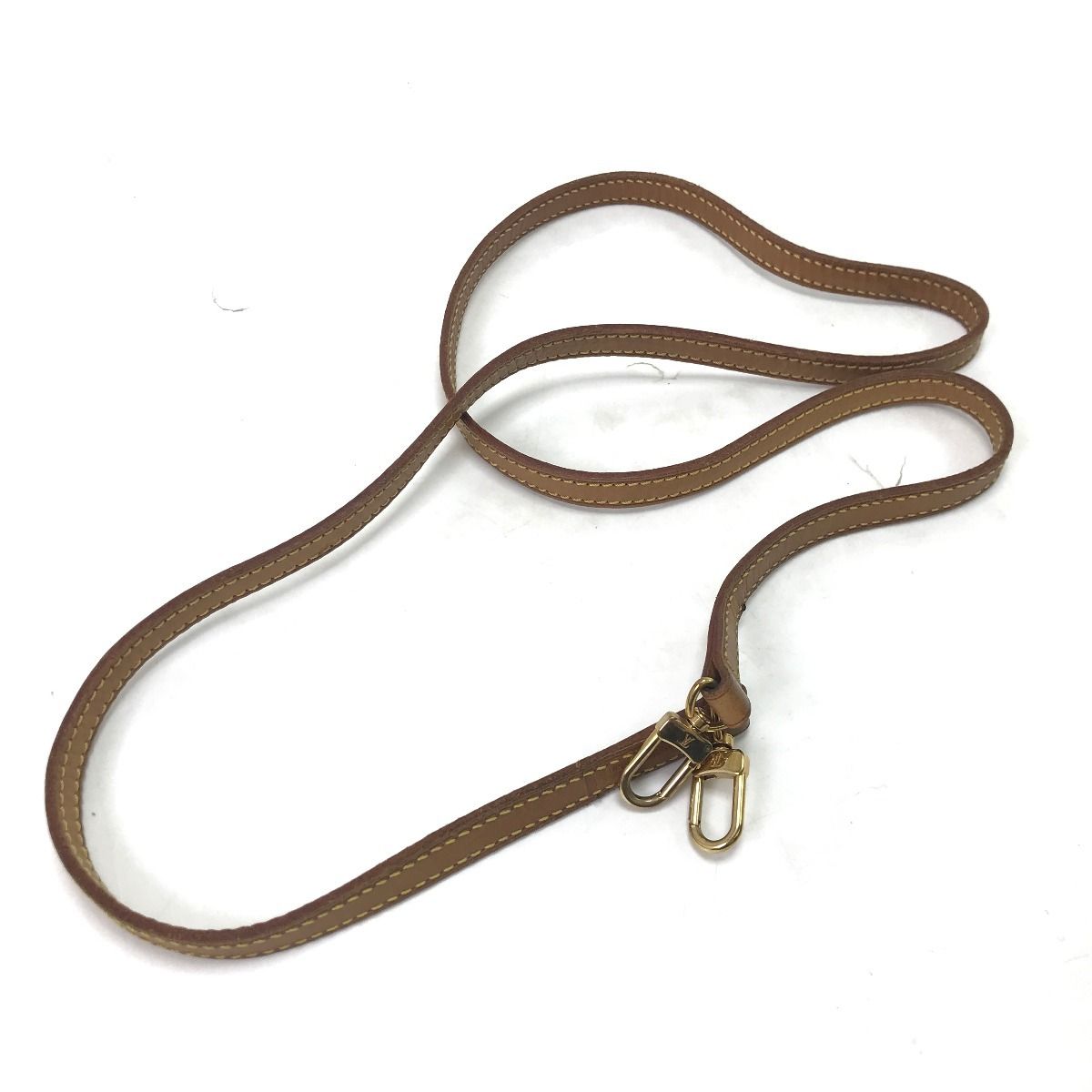 Louis Vuitton Pouch Monogram Soire Fastener Tab Missing — view 8