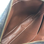Louis Vuitton Second Bag Monogram Compiegne Pocket Cannot Be Brown — view 9