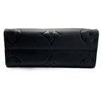 Louis Vuitton On The Go Monogram Giant Noir 2-Way — view 5