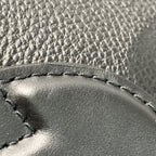 Louis Vuitton On The Go Monogram Giant Noir 2-Way — view 6