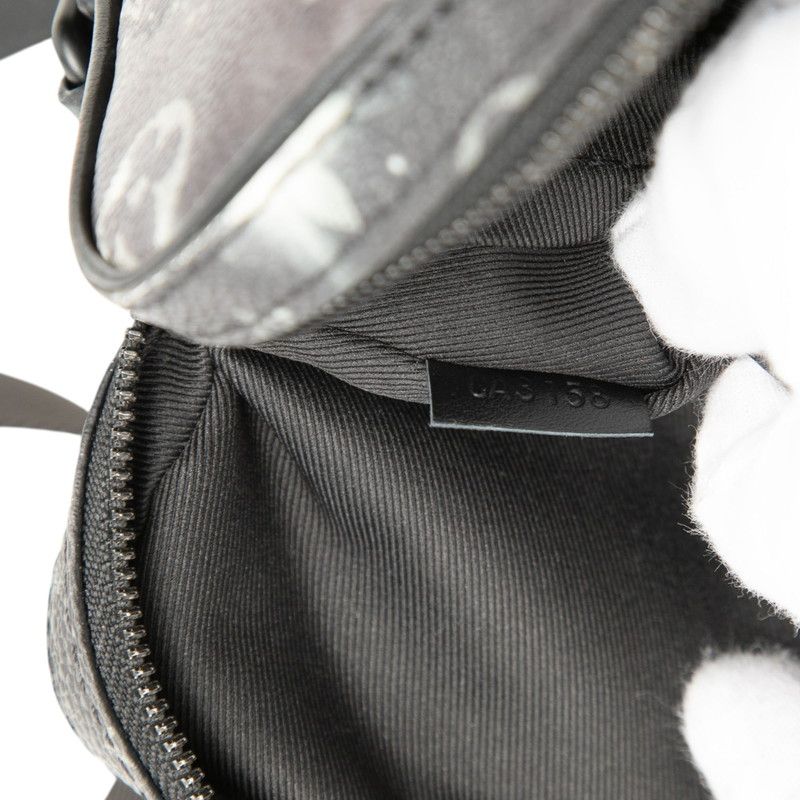 Louis Vuitton Monogram Galaxy Alpha Messenger Crossbody Shoulder Bag Black Gray — view 6