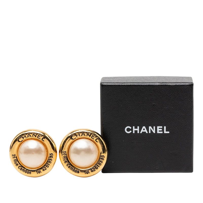 Chanel 31 Rue Cambon Vintage Earrings Gold Plated Faux Pearl — view 4
