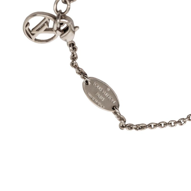 Louis Vuitton Essential Pendant Silver Metal — view 7