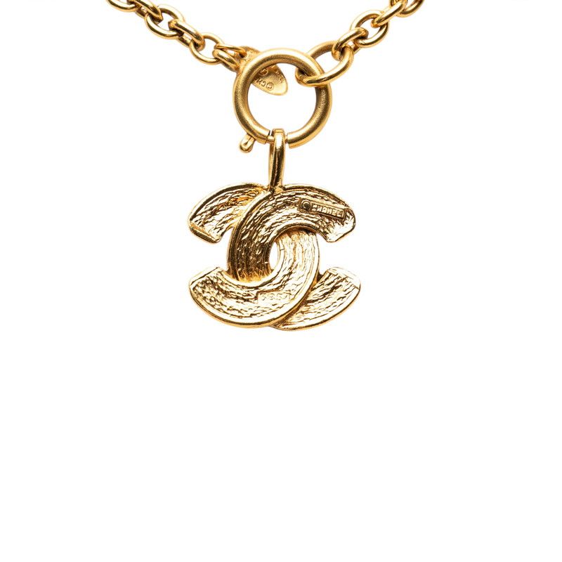 Chanel Quilted CC Logo Chain Pendant Gold Plated — view 3