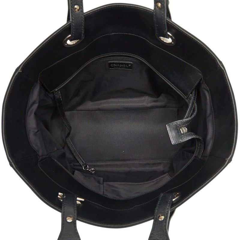 Chanel CC Logo Paris Biarritz Tote Black Leather — view 8