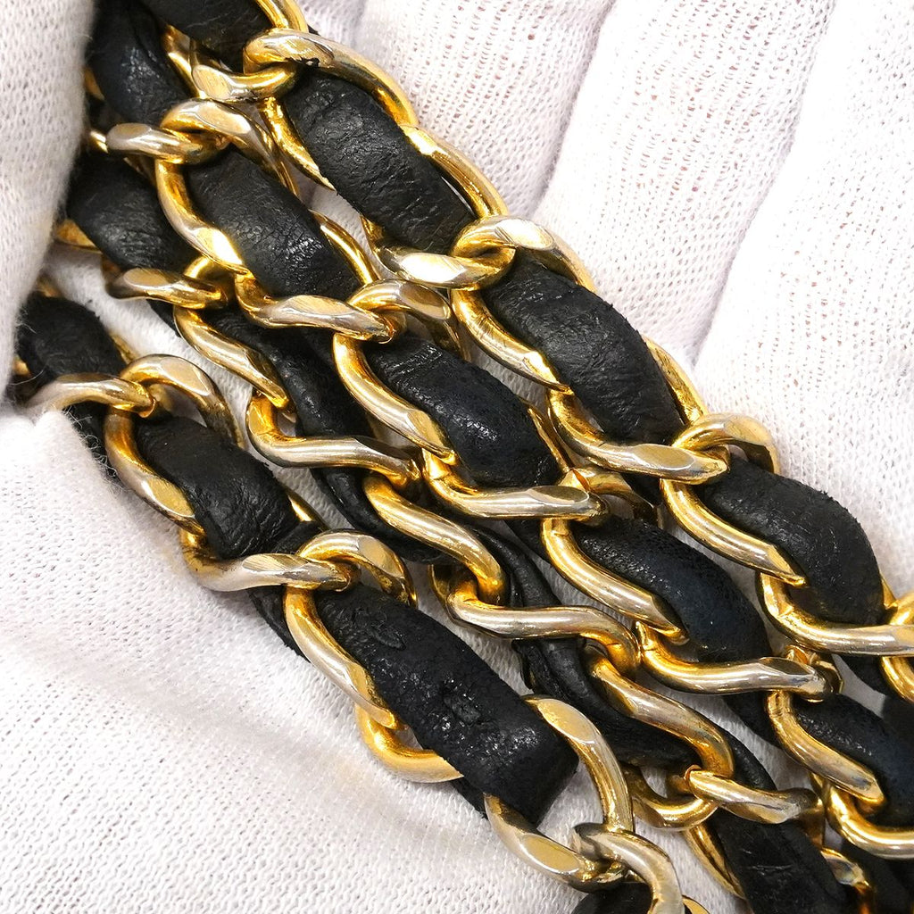 Chanel Shoulder Bag Quilted Lambskin Black Gold — view 8