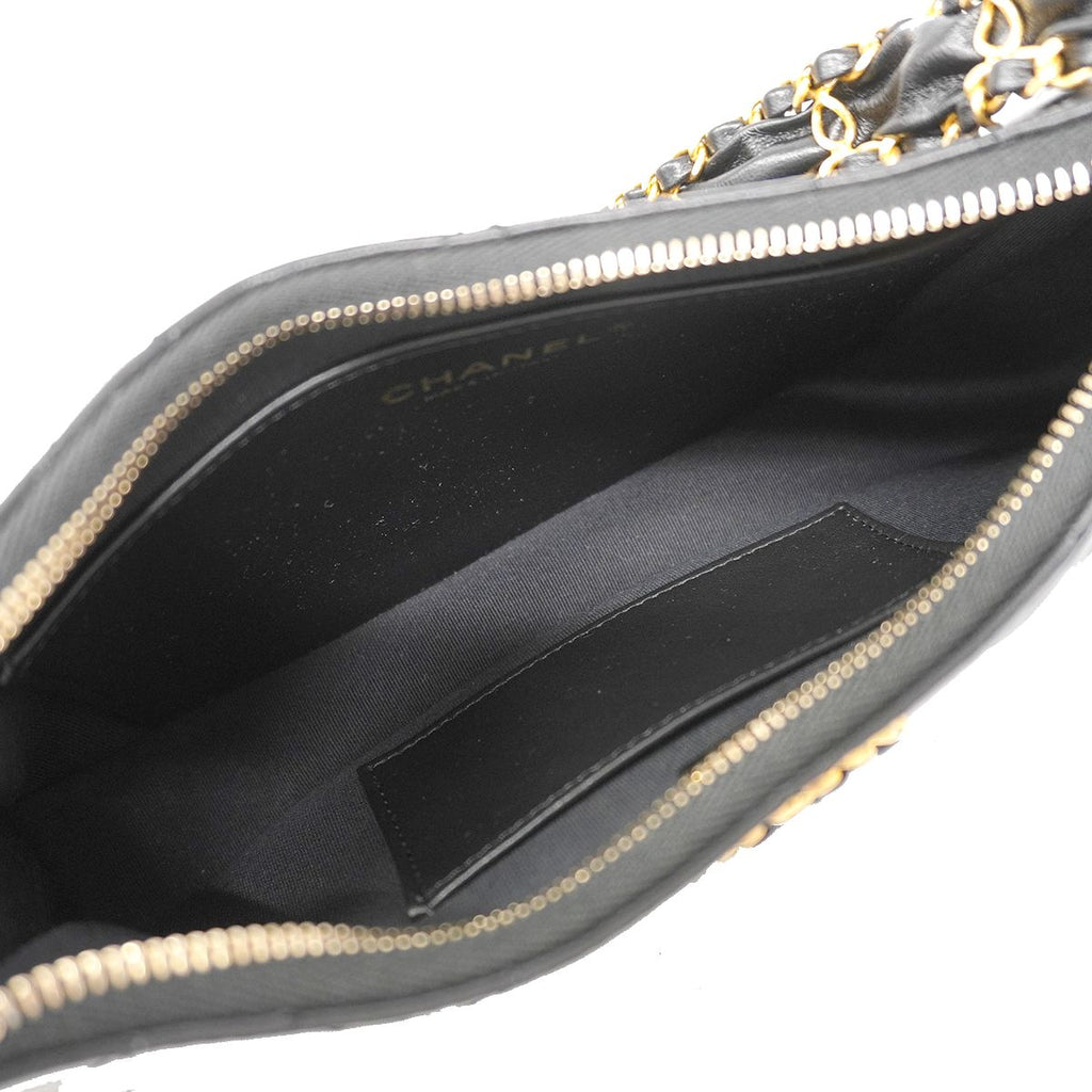 Chanel Shoulder Bag 19 Leather Black Gold — view 4