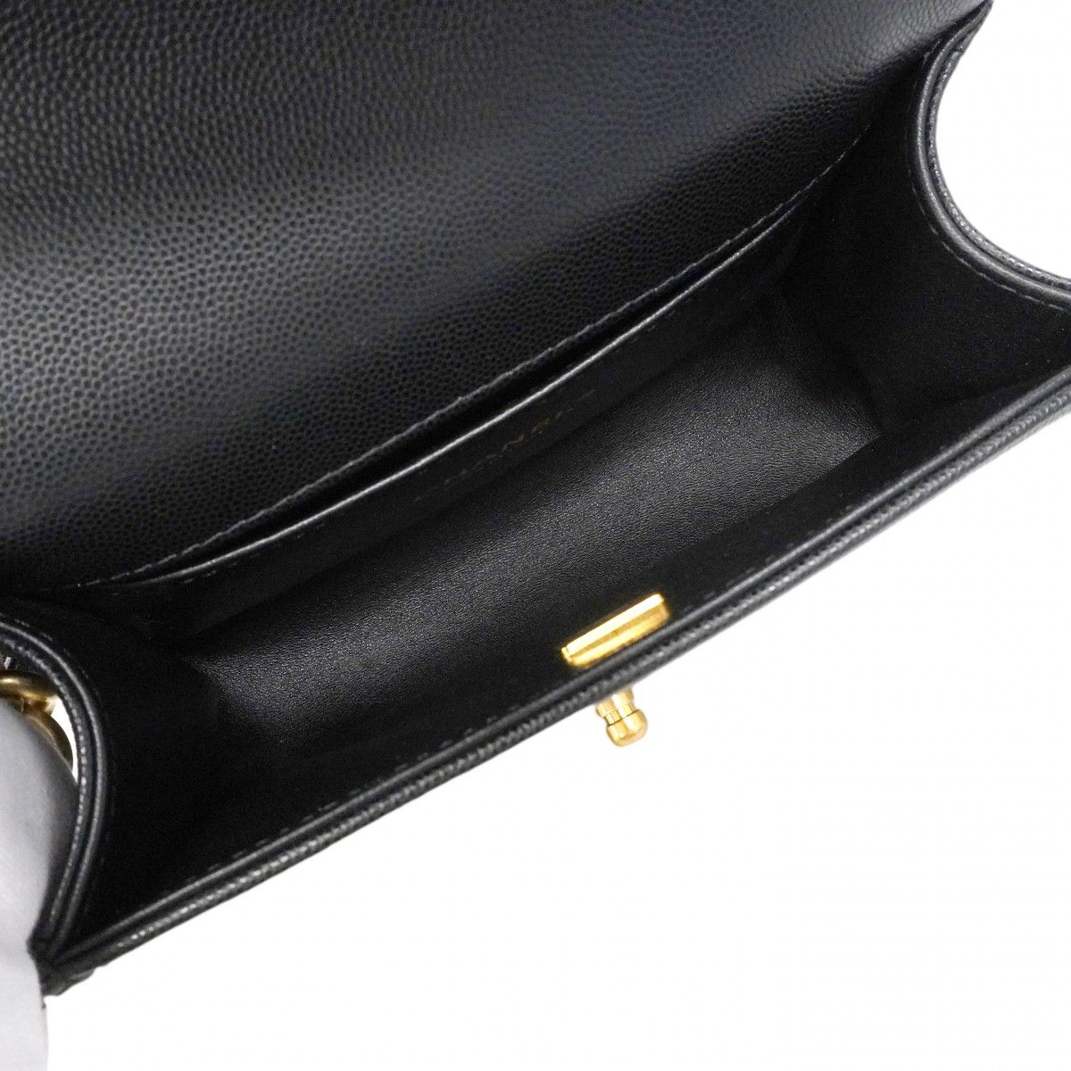 Chanel Shoulder Bag Boy Caviar Leather Black Gold — view 4