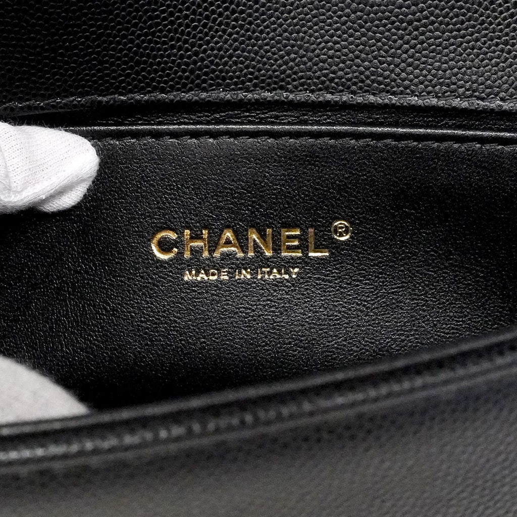 Chanel Shoulder Bag Boy Caviar Leather Black Gold — view 5