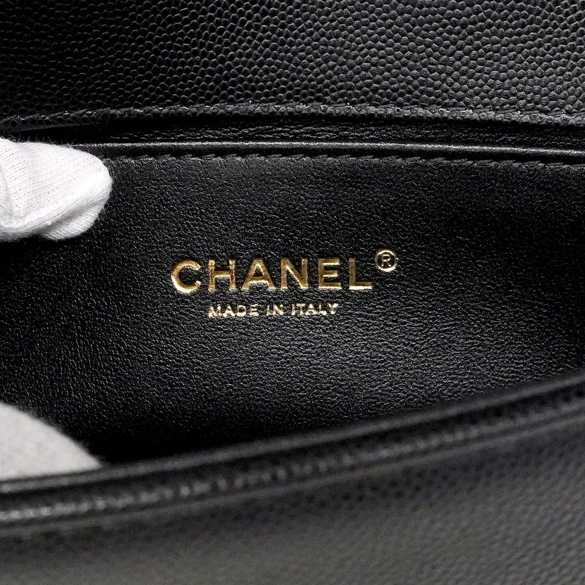 Chanel Shoulder Bag Boy Caviar Leather Black Gold — view 5