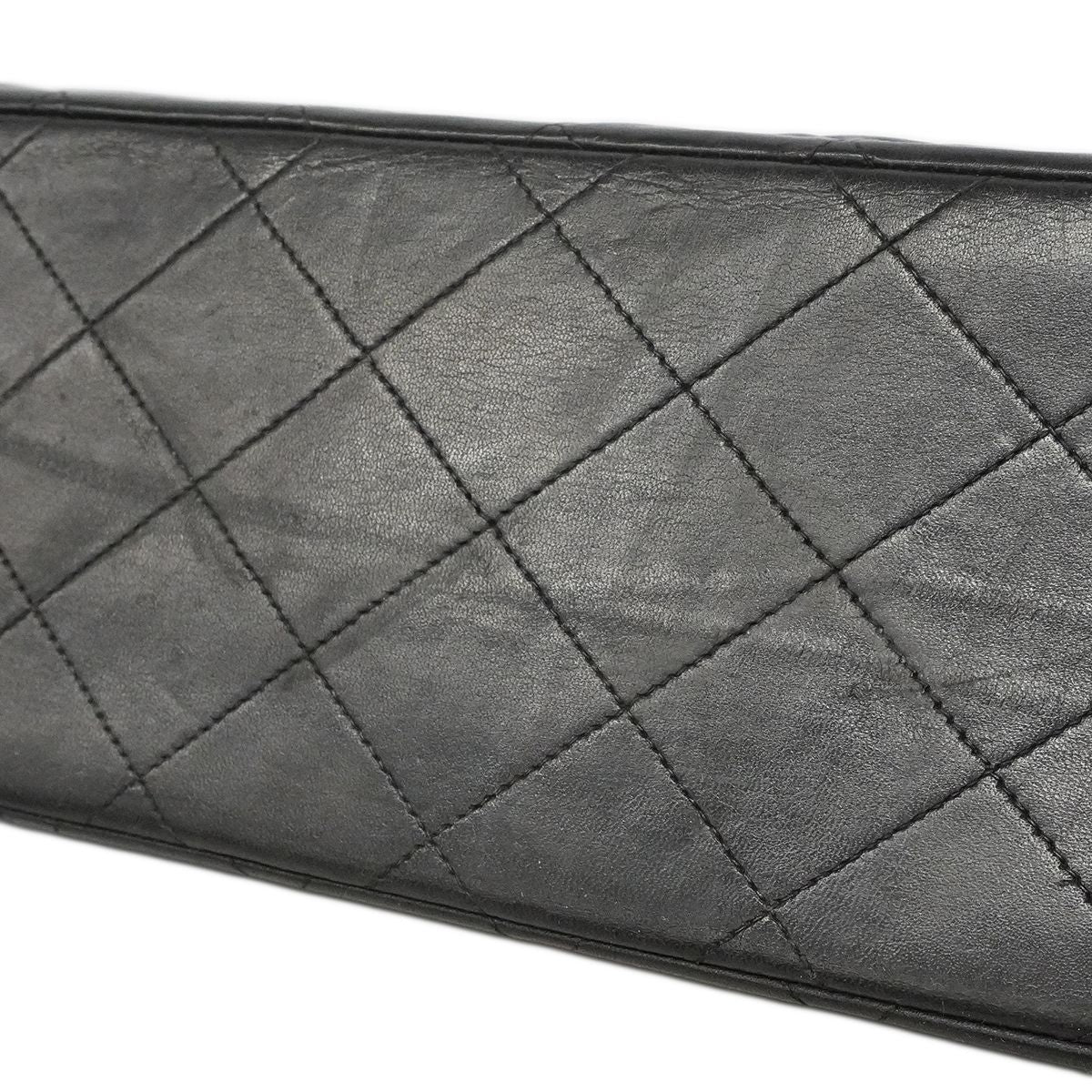 Chanel Shoulder Bag Deca Quilted Lambskin Black Gold — view 8