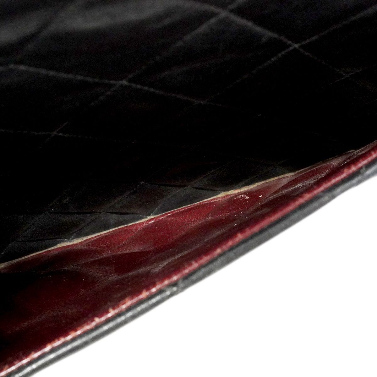 Chanel Shoulder Bag Deca Quilted Lambskin Black Gold — view 9